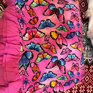 Bums and Roses you give me butterflies ruffle blanket